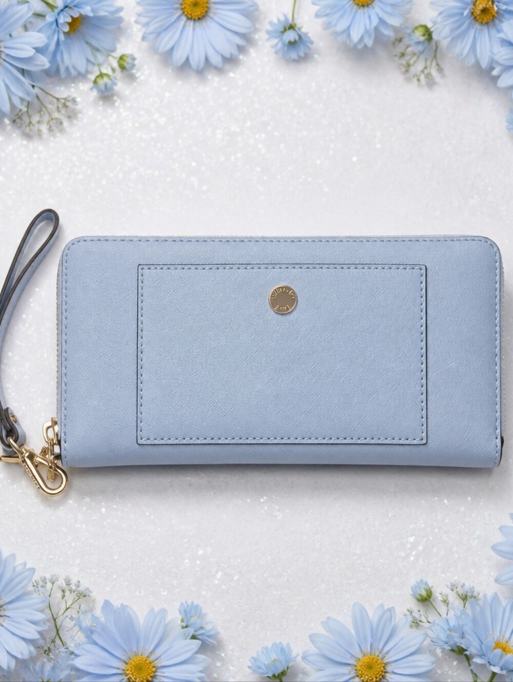 Light Blue Wristlet Wallet - Sleek Women's Zip Clutch